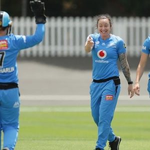 AS-W vs MR-W Fantasy Prediction: Adelaide Strikers Women vs Melbourne Renegades Women – 18 November 2020 (Sydney)