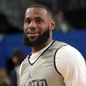 Is LeBron James playing tonight? Lakers release injury list for season opener against Clippers and Kawhi Leonard