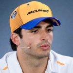 "It just demonstrates what Formula 1 is missing"- Carlos Sainz criticizes F1 amidst George Russell's mammoth achievement