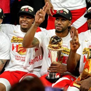 “Are you coming to the Clippers or no?”- Kawhi Leonard’s hilarious text to recruit Serge Ibaka