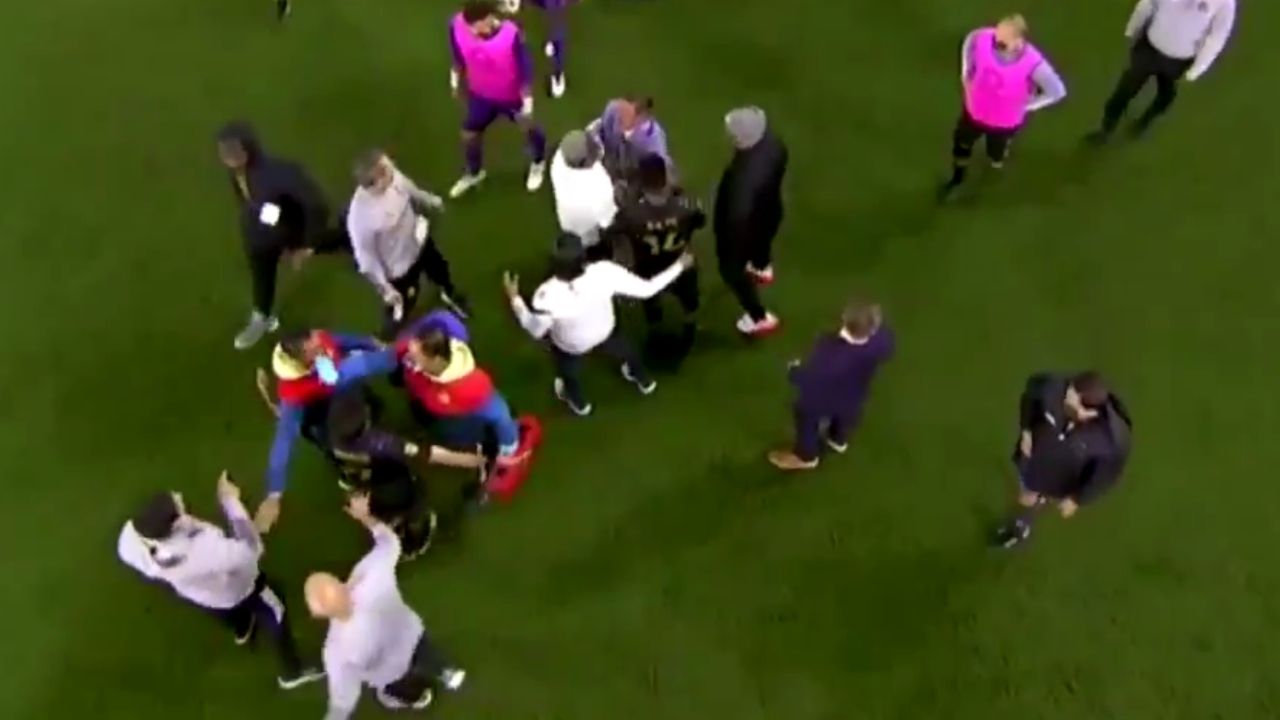 WATCH: Los Angeles’ Ante Rozov Punches Club America’s Herrera Squarely In The Face During Confrontation