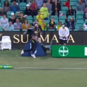 Steve Smith fielding save vs India: Watch Australian player's jaw-dropping fielding effort to save four runs at SCG