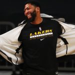 'You tellin' me Anthony Davis can't go to the locker room real quick?': NBA Twitter reacts to Lakers star clipping his toenails mid-game