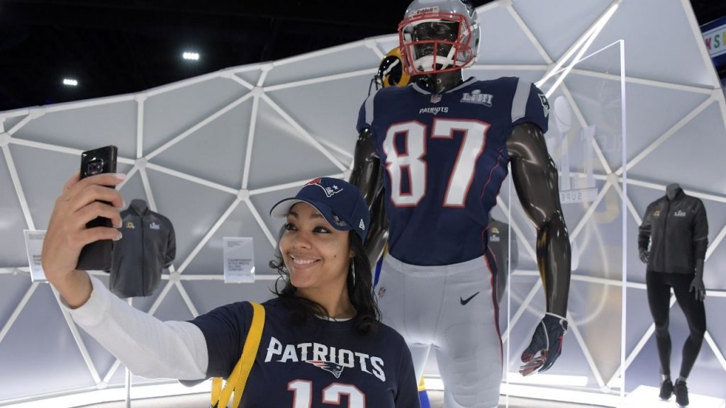 Nike NFL Uniforms & NFL Merchandise: Where to buy and who has the best kits?