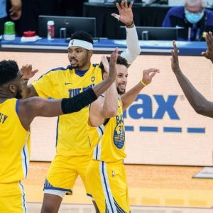 "Warriors are back to their passing best": Steph Curry, Draymond Green and co set season record in assists as Golden State beat Kings last night