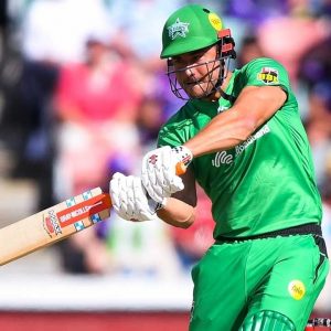 Marcus Stoinis: Stars all-rounder narrowly misses BBL century despite hitting four fours off Scott Boland's last over