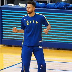 ‘Steph Curry uses sandbag weights below ribcage to lower heart rate’: Warriors star uses insane diaphragm technique to maintain spectacular conditioning