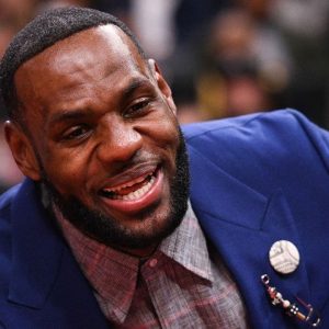 "LeBron James for Senate 2022": Calls for Lakers superstar to enter politics and contest senate elections are gathering great momentum