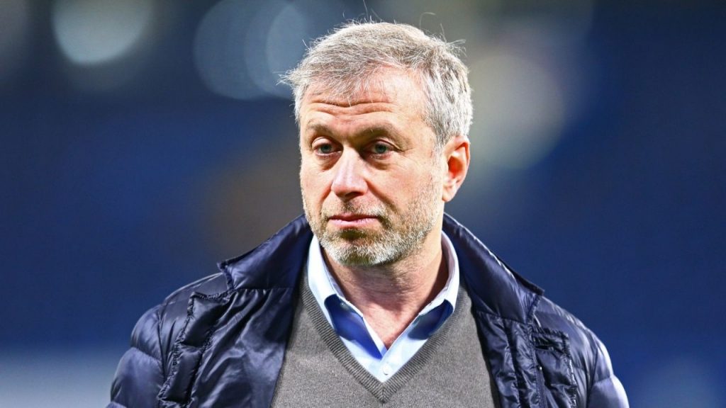 Football Richest Club Owners 2021 : Top 10 Richest Football Club Owners In The World 2021 Revealed