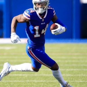 “Cole Beasley is like that!!!” Bills WR Stefon Diggs reveals both him and teammate Cole Beasley played injured in 2020 NFL playoffs.