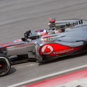 "They can perhaps be in the fight with us" - McLaren boss happy with Lewis Hamilton talking up his old team