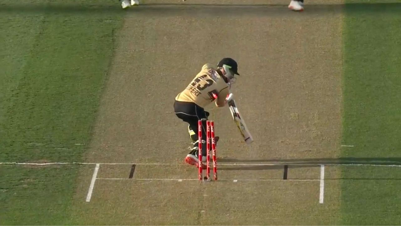 "What a delivery": Punjab Kings' fans rejoice as Jhye Richardson bowls unplayable yorker to Tim Seifert in 1st T20I