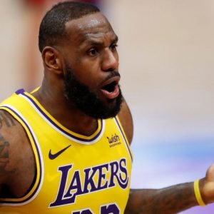 "Only baked chicken wings": LeBron James hilariously explains how he takes care of his diet in his final years with the Lakers