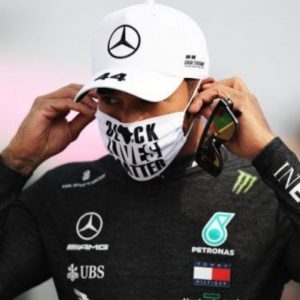 "Almost a bit embarrassing"- Schumacher on Lewis Hamilton-Mercedes contract extension deadlock