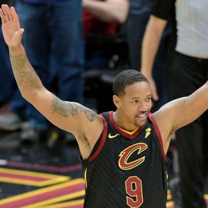 "LeBron James barbecued PJ Tucker": Former Lakers center Channing Frye recounts how James made mincemeat of his Suns team during Heatles era