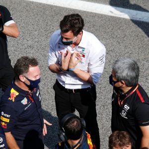 “We all have to try together to keep the manufacturers in Formula 1" - Toto Wolff wants Red Bull Honda to continue in the sport