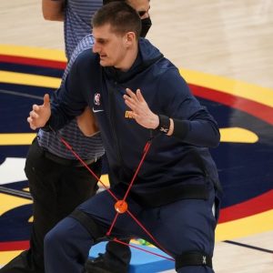 “Nikola Jokic has had to carry a team, just like LeBron James does”: Alex English compares Nuggets case for MVP to Herculean efforts from Lakers superstar