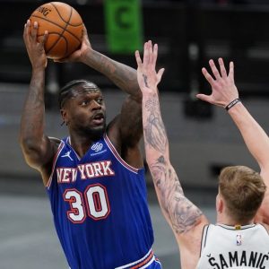 'Kobe Bryant took me straight to the gym from the plane ride': All-Star Julius Randle reveals how the Lakers legend impacted his career forever