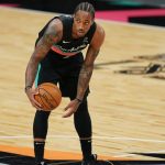 Kyrie Irving embraces DeMar DeRozan before the game, pays respect to DeRozan's late father