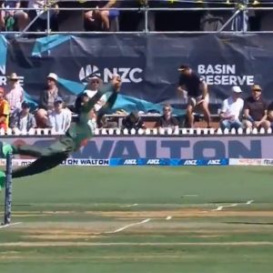 Mehidy Hasan Miraz catch: Bangladesh spinners grabs exceptional catch to dismiss Tom Latham in Wellington ODI