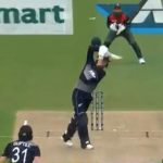 "Wow": Martin Guptill amazed by Devon Conway's exquisite boundary over extra cover off Shoriful Islam in Hamilton T20I