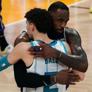 "LaMelo Ball is damn good for his age": LeBron James lauds Michael Jordan's chosen rookie following their matchup