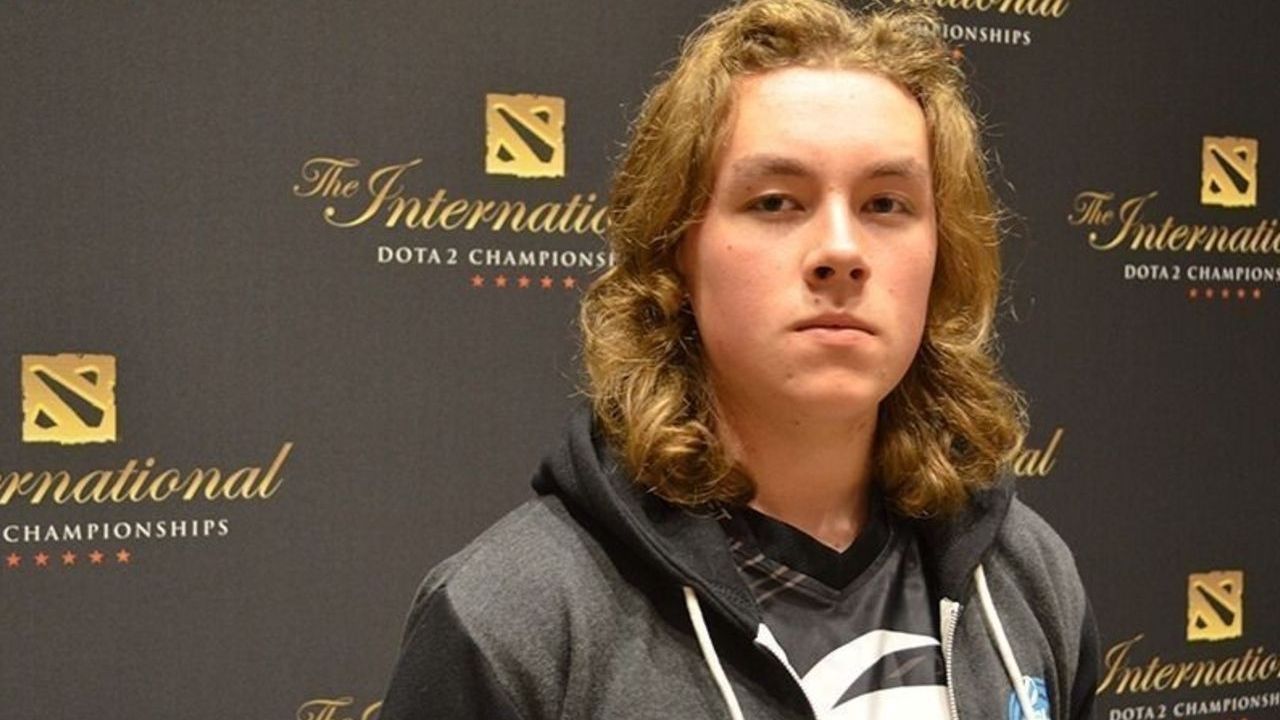 Team Secret's Zai abandons ranked Dota 2 game after realizing he is playing with 3 account buyers