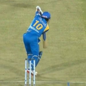 "Can straight drive be better": Fans rejoice as Sachin Tendulkar nails signature shot vs South Africa Legends