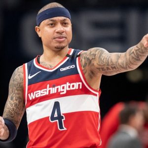 “Isaiah Thomas to be signed by Lakers or Bucks”: Rumors claim former MVP candidate could team up with LeBron James or Giannis Antetokounmpo