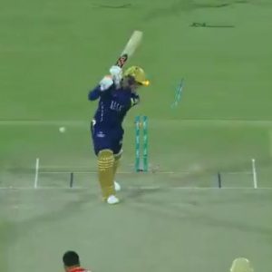 "Unplayable": Faheem Ashraf uproots Cameron Delport's off-stump in Islamabad vs Quetta PSL 2021 match