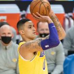 "OH MY GOD!": Golden State Warriors bench gets hyped up as Lakers' Kyle Kuzma airballs a technical free throw