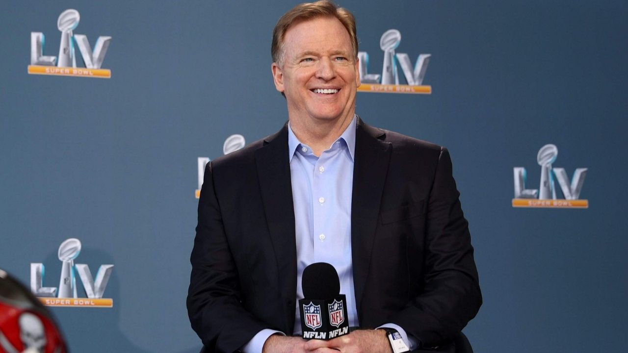 Eagles Fans Up in Arms After Reports Suggest Roger Goodell Wants to Ban Brotherly Shove: “If the Chiefs Invented This Play We Wouldn’t Hear a Peep”