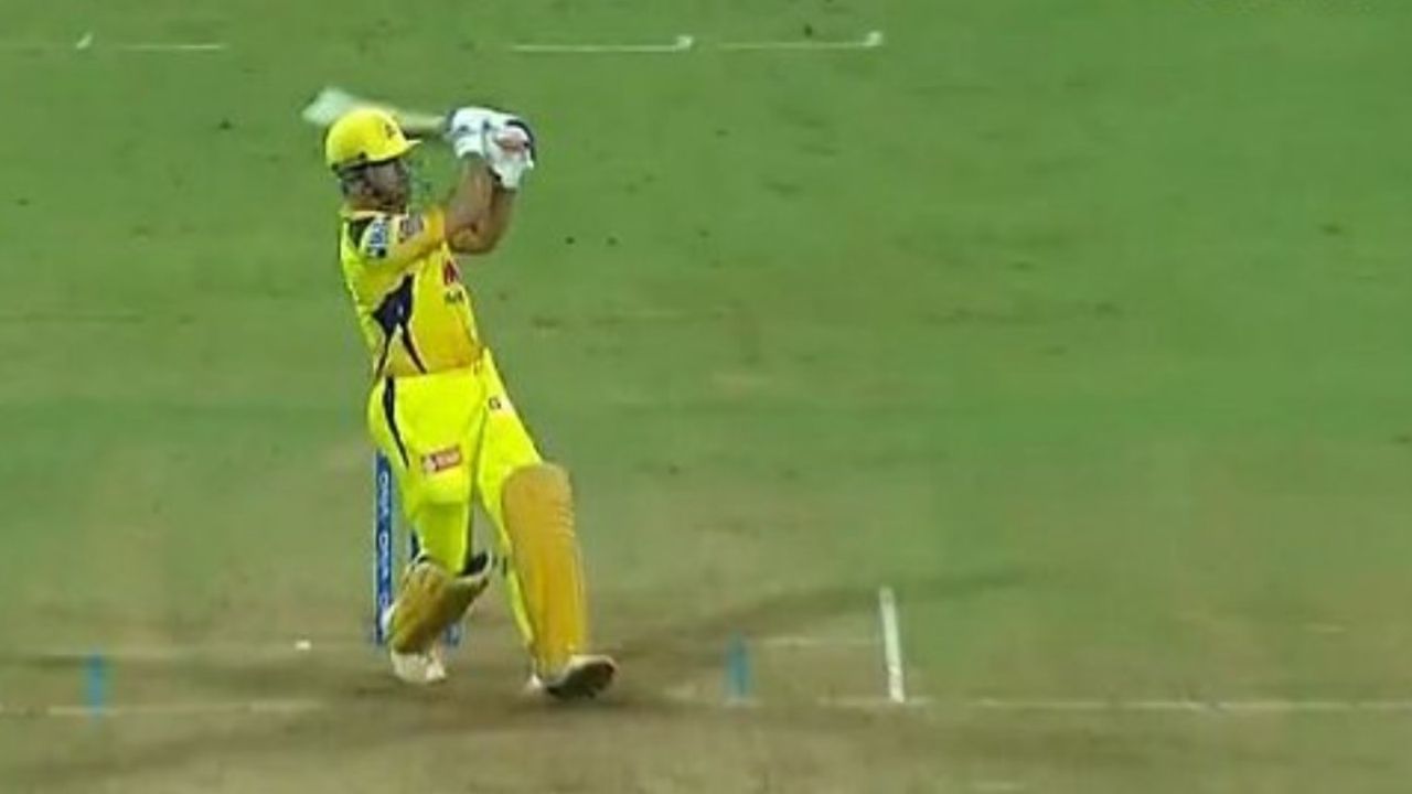 MS Dhoni six: CSK captain pulls Prasidh Krishna for flat six in IPL 2021 match vs KKR
