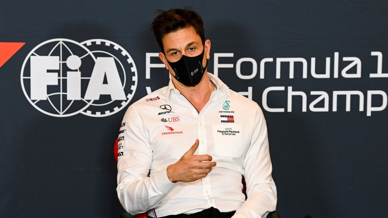 "I see bias against Mercedes"– Toto Wolff