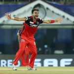 "Take a bow": Aakash Chopra admires Harshal Patel's maiden IPL five-wicket haul vs Mumbai Indians in IPL 2021