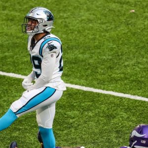 “Los Angeles Rams fans will love him”: Star CB Jalen Ramsey wants the Rams to sign CB Corn Elder to replace free agency departures.