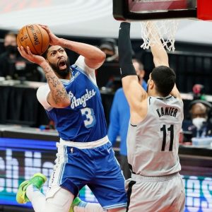 Anthony Davis chalks up the loss to Damian Lillard and the Blazers to 'mental mistakes' by him and the Lakers