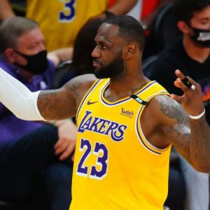 "Jim Jackson is one of the most underrated analysts": LeBron James gives huge props to the analyst after his recent take on the Lakers star, Michael Jordan and Kobe Bryant