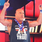 Randy Orton compares WWE Superstar to Kurt Angle
