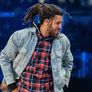 "LeBron James has to do so much more just to stay ahead": Grammy-winning rapper J Cole pays tribute to the Lakers star's work ethic and longevity