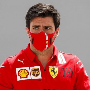 "Very happy"– Mattia Binotto with Carlos Sainz