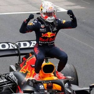 "If he's not ready now, he'll never be ready"– Jacques Villeneuve on Max Verstappen