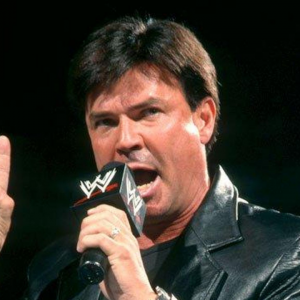 Eric Bischoff  believes outdated approach to storylines is failing pro-wrestling