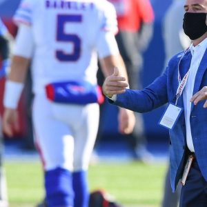 “"Yeah. I would. Because it'd be an advantage," Bills GM Brandon Beane says he will consider vaccination status when making roster moves.