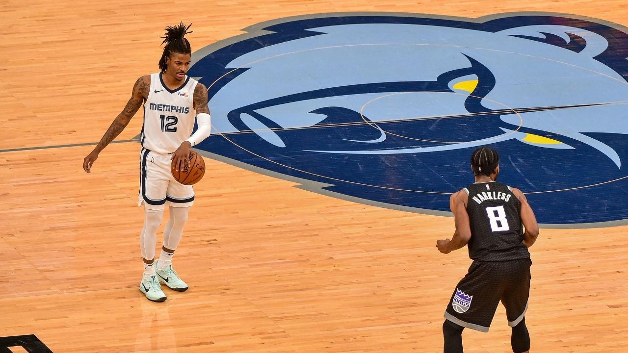 “So do you guys slow cook your barbeque for 15 years?” Memphis Grizzlies social media team hilariously taunt the Sacramento Kings on Twitter for their 15 year Playoff drought