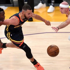 "Alex Caruso carried us in the first half": LeBron James credits the Lakers combo guard after his tremendous performance against the Warriors in the play-in tournament