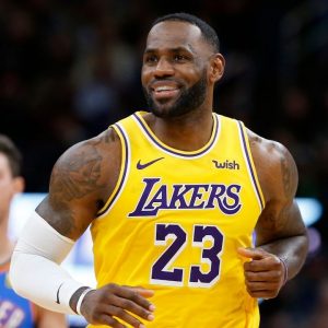 "Has LeBron James been vaccinated?": Cryptic statement by NBA regarding no suspension for the Lakers' leader puts fans at odds