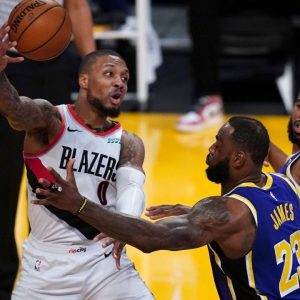 "Damian Lillard, Blazers are going to kill Anthony Davis and co": Charles Barkley predicts grim outcome for Lakers without LeBron James today