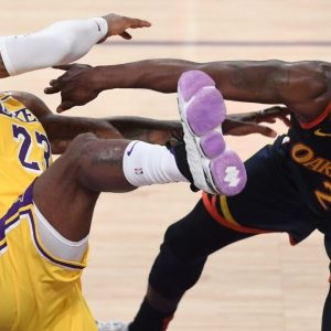 "I was seeing three rims... I just shot at the middle one": LeBron James takes a jab at Draymond Green, talks about his struggle to finish the game against the Warriors