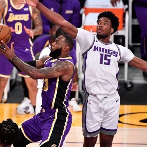 “LeBron James didn’t tell Anthony Davis he was back from injury?” Lakers MVP revealed his return to play after Montrezl Harrell sent hilarious GIF on team group chat